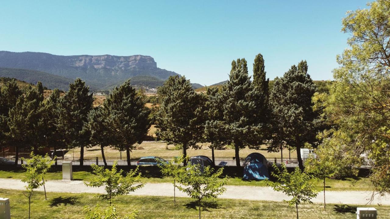 El Arrebol Comfort Camp Jaca Buitenkant foto