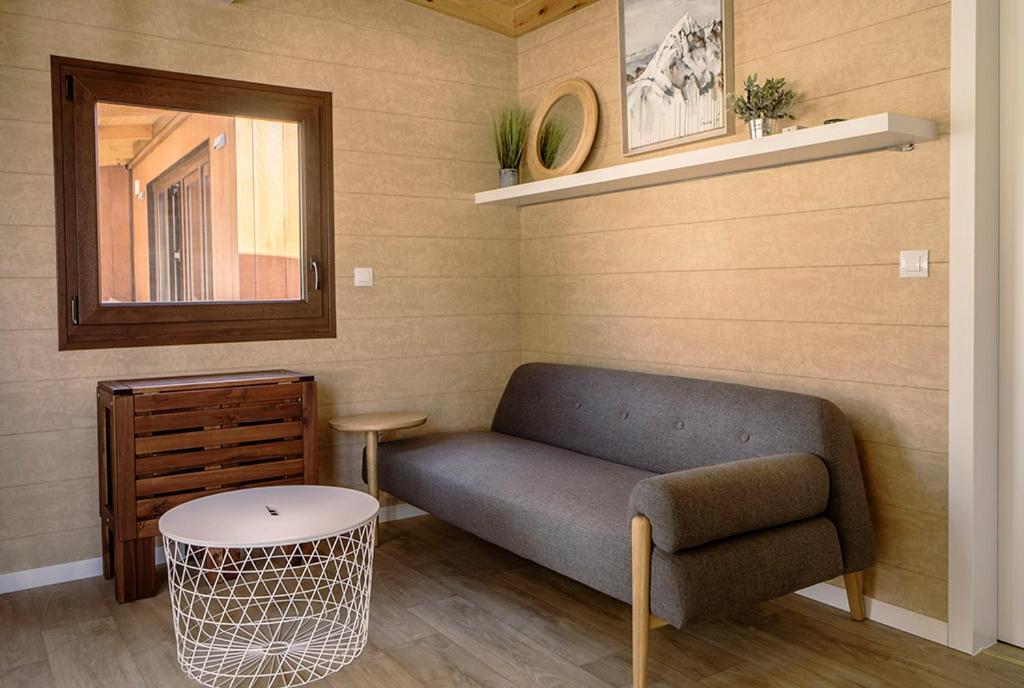 El Arrebol Comfort Camp Jaca Buitenkant foto