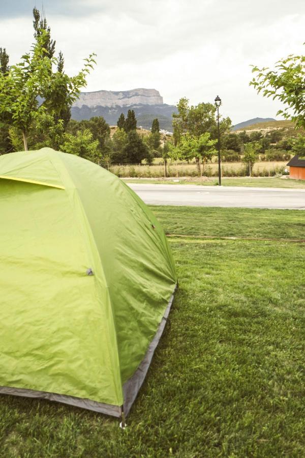 El Arrebol Comfort Camp Jaca Buitenkant foto
